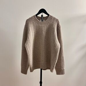 COS Relaxed Pointelle Knit Pure Cashmere Beige Chunky Crew Neck Sweater Size M